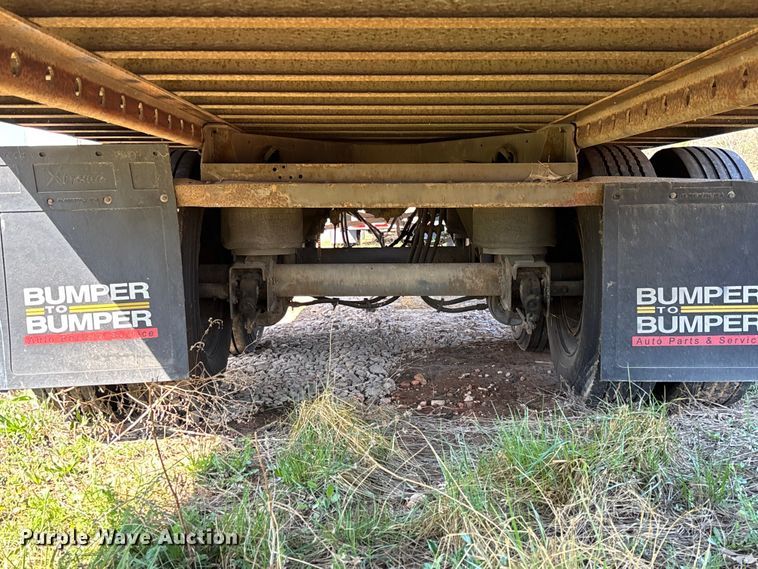 image for item FB3248 2006 Utility VS2DC dry van trailer