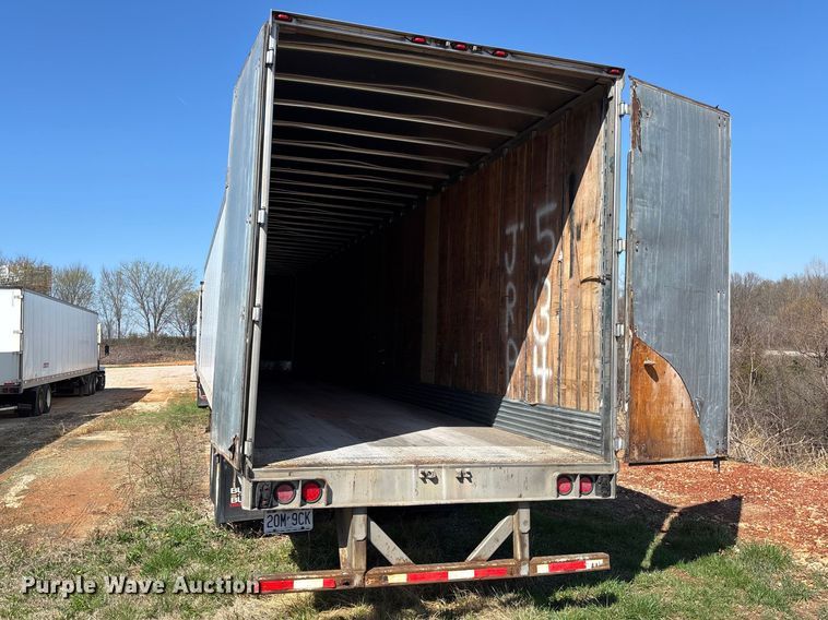 image for item FB3248 2006 Utility VS2DC dry van trailer