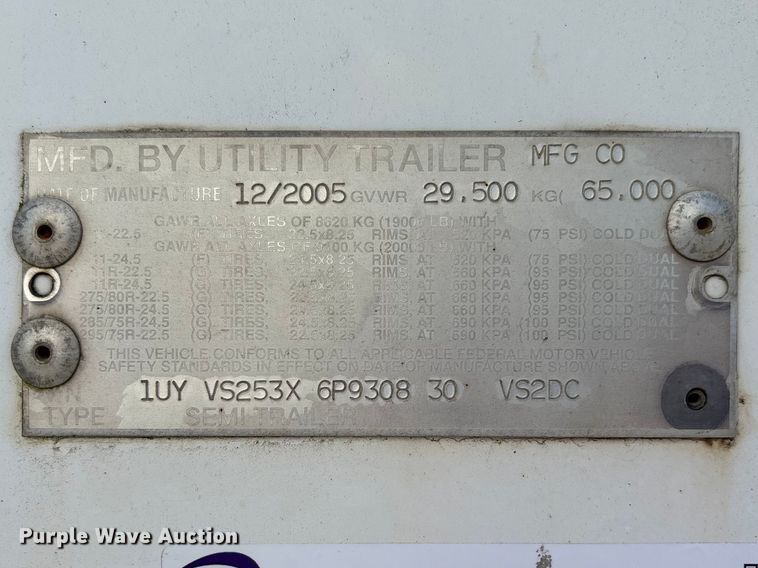 image for item FB3248 2006 Utility VS2DC dry van trailer