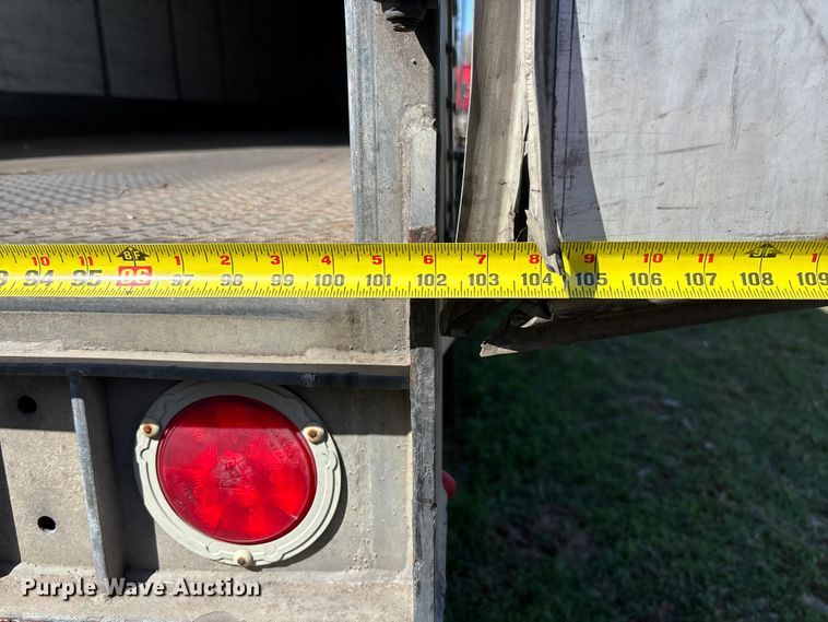 image for item FB3249 2013 Wabash DVLSHPC dry van trailer