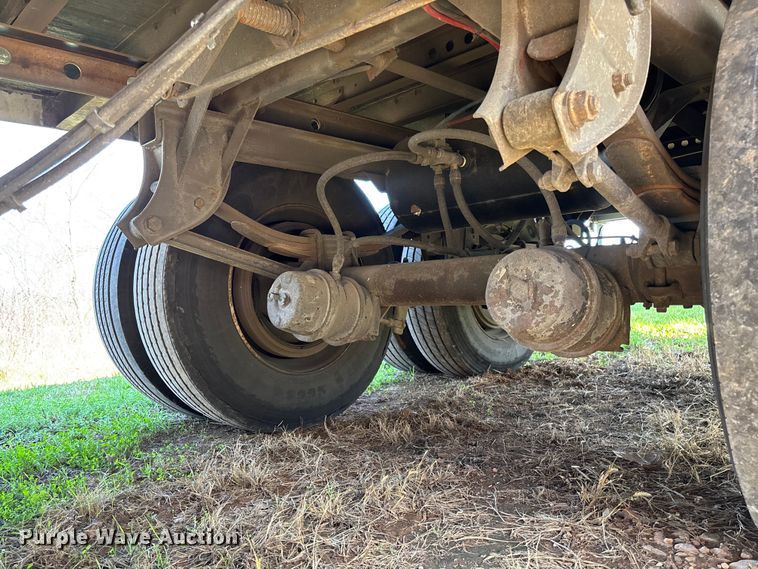 image for item FB3249 2013 Wabash DVLSHPC dry van trailer