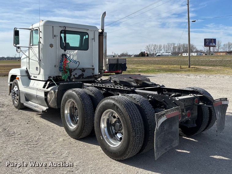 image for item FB3260 1999 Freightliner FLD120 semi truck