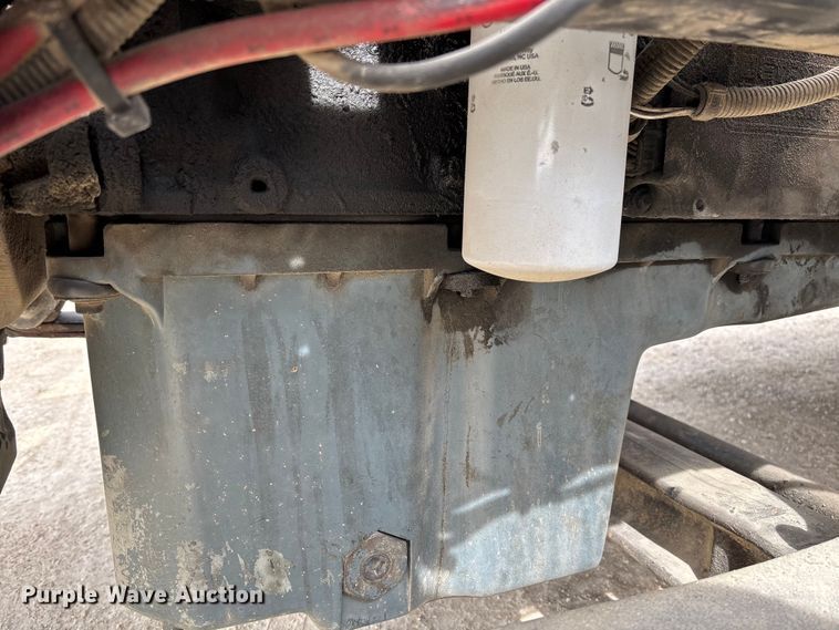 image for item FB3260 1999 Freightliner FLD120 semi truck