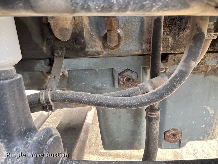 image for item FB3260 1999 Freightliner FLD120 semi truck