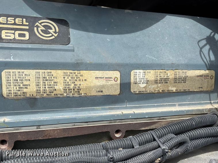 image for item FB3260 1999 Freightliner FLD120 semi truck