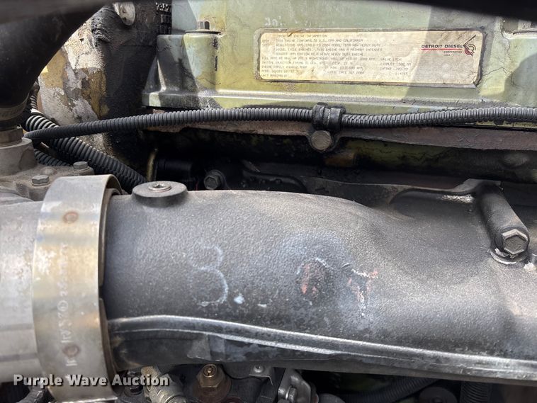 image for item FB3261 2005 Freightliner CL120 semi truck