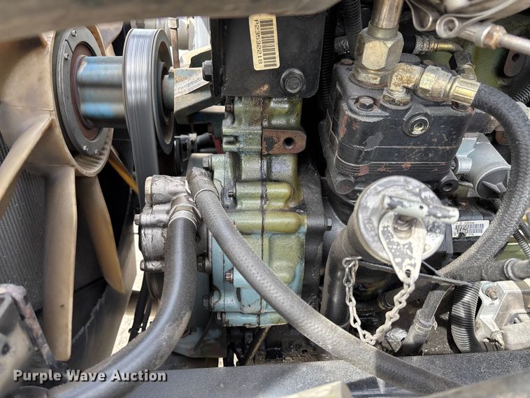 image for item FB3261 2005 Freightliner CL120 semi truck