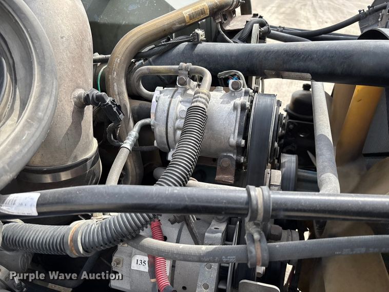 image for item FB3261 2005 Freightliner CL120 semi truck