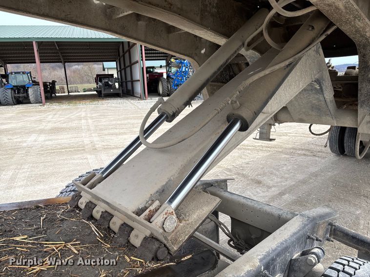 image for item FB3263 1985 Landoll drop tilt deck equipment trailer