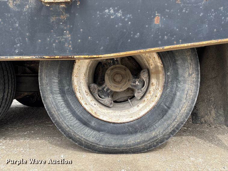 image for item FB3263 1985 Landoll drop tilt deck equipment trailer