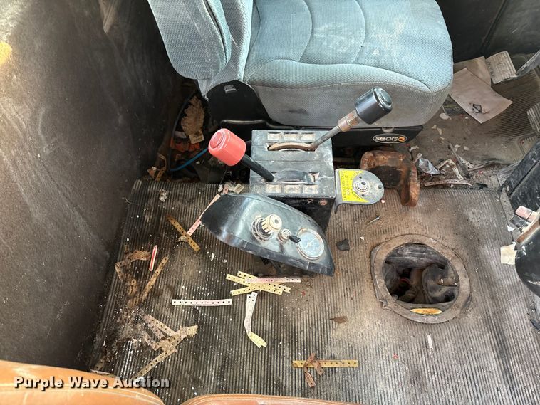 image for item FB3294 Freightliner truck cab