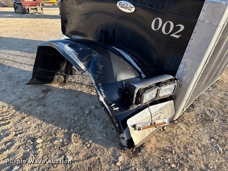 image for item FB3295 Peterbilt truck hood