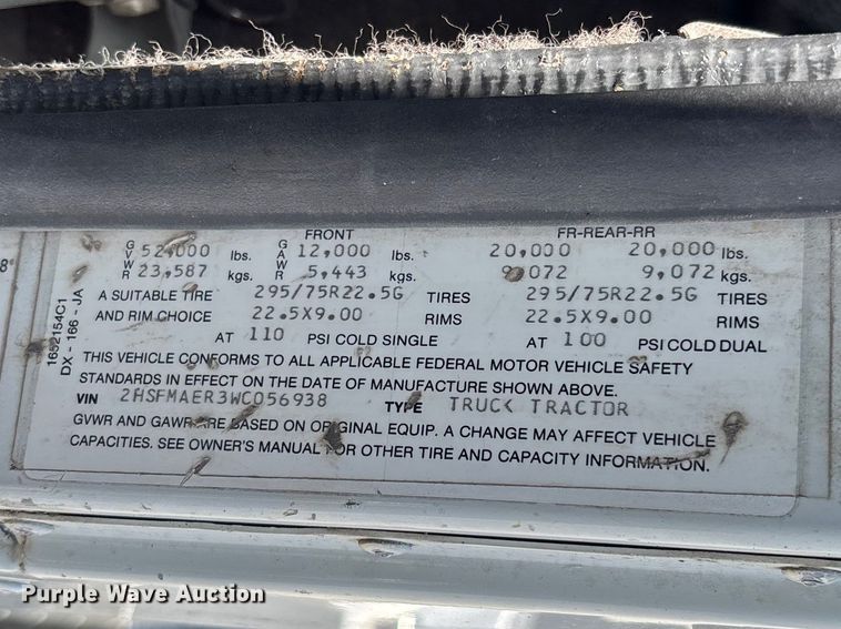 image for item FB3299 1998 International 9200 semi truck