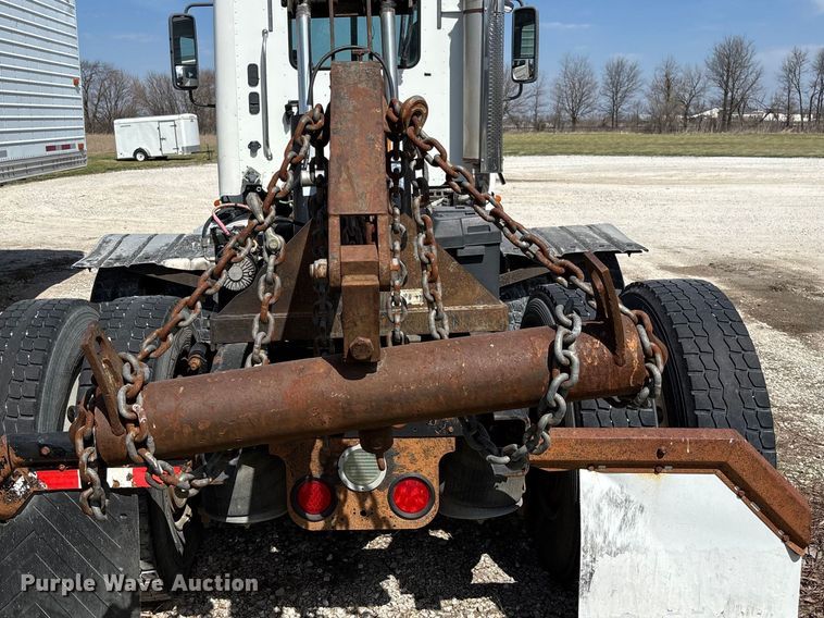 image for item FB3302 Walker fifth wheel wrecker