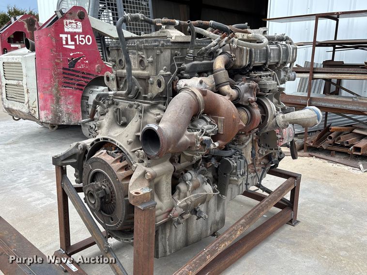 image for item FB3303 Detroit Diesel DD15 engine