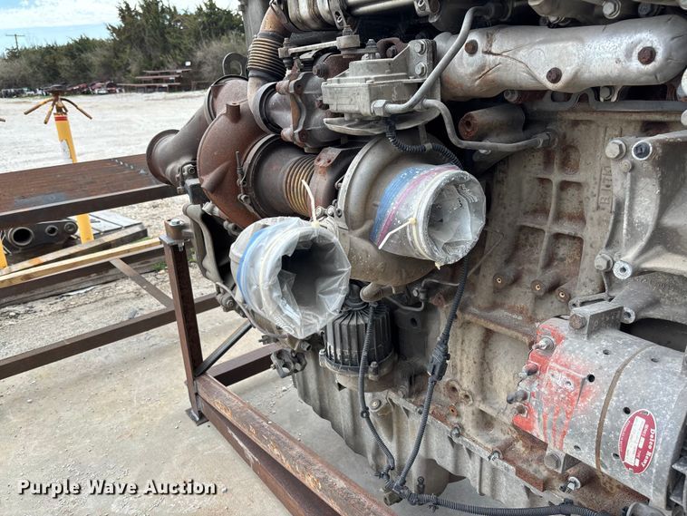 image for item FB3303 Detroit Diesel DD15 engine