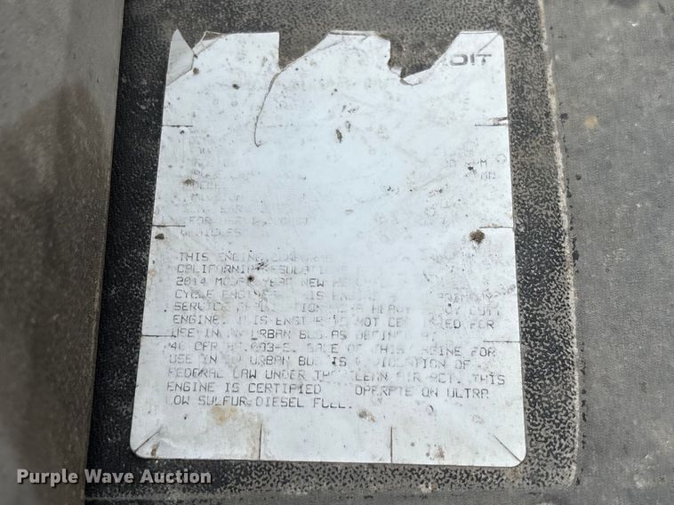 image for item FB3303 Detroit Diesel DD15 engine