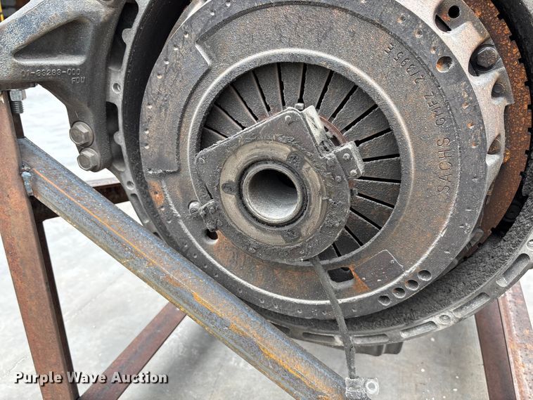 image for item FB3303 Detroit Diesel DD15 engine