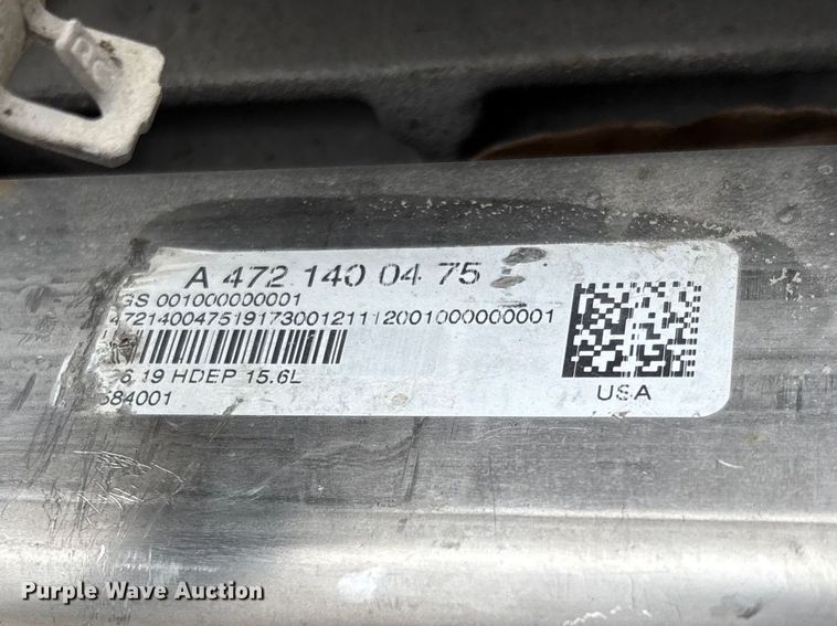 image for item FB3303 Detroit Diesel DD15 engine