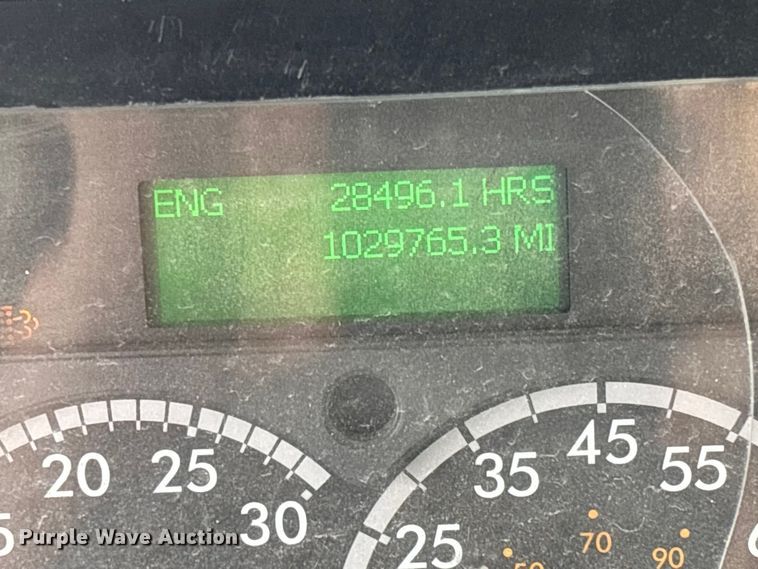 image for item FB3306 2018 Freightliner Cascadia 125 semi truck