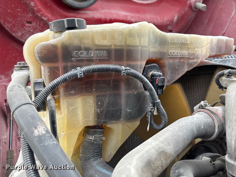 image for item FB3306 2018 Freightliner Cascadia 125 semi truck