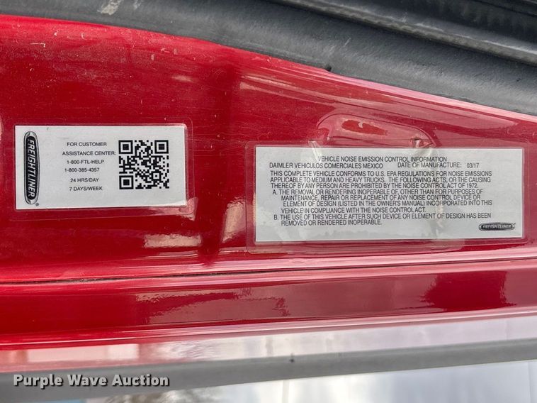 image for item FB3306 2018 Freightliner Cascadia 125 semi truck