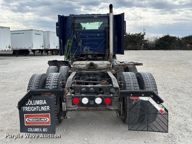 image for item FB3307 2014 International ProStar+ 122 semi truck