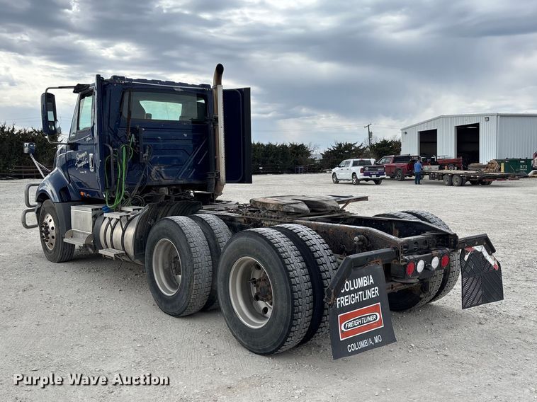 image for item FB3307 2014 International ProStar+ 122 semi truck