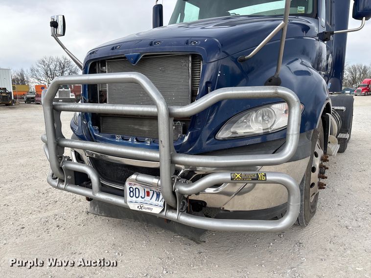 image for item FB3307 2014 International ProStar+ 122 semi truck