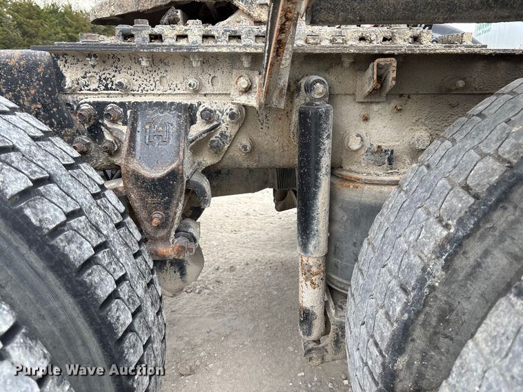 image for item FB3307 2014 International ProStar+ 122 semi truck