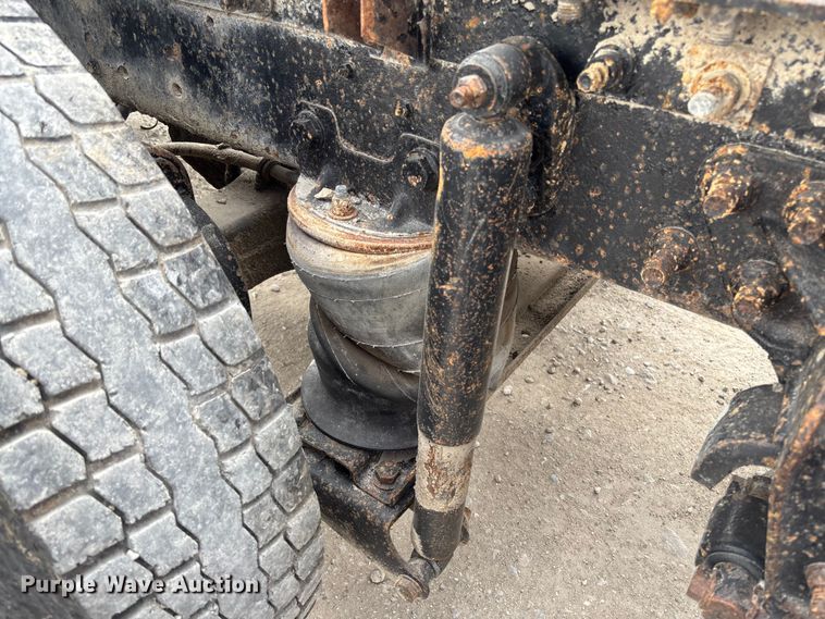 image for item FB3307 2014 International ProStar+ 122 semi truck