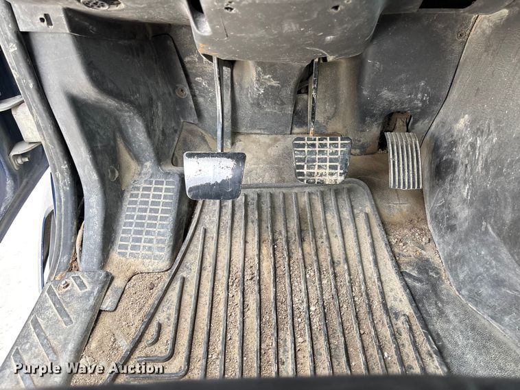 image for item FB3307 2014 International ProStar+ 122 semi truck