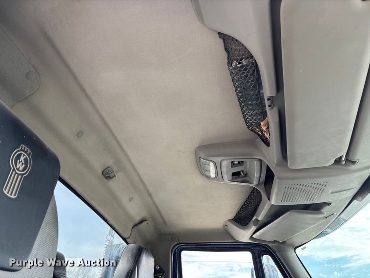 image for item FB3307 2014 International ProStar+ 122 semi truck