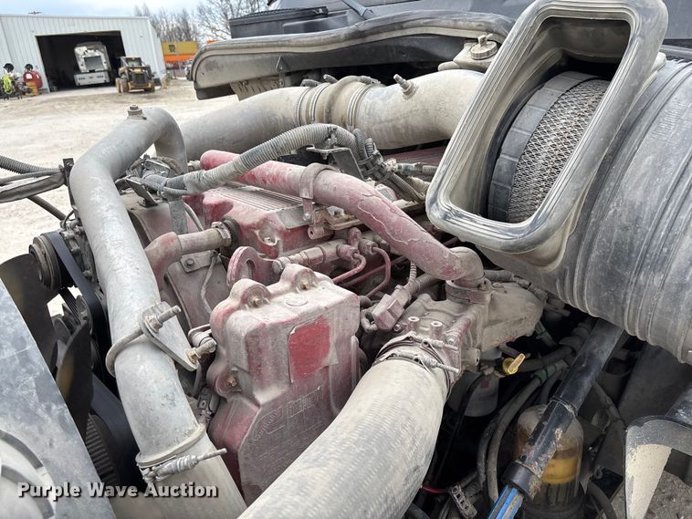 image for item FB3307 2014 International ProStar+ 122 semi truck