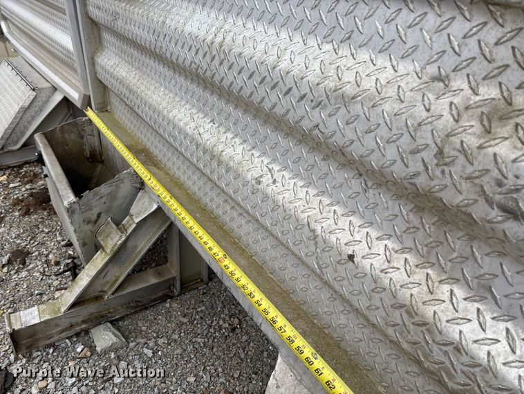 image for item FB3313 (2) headache racks