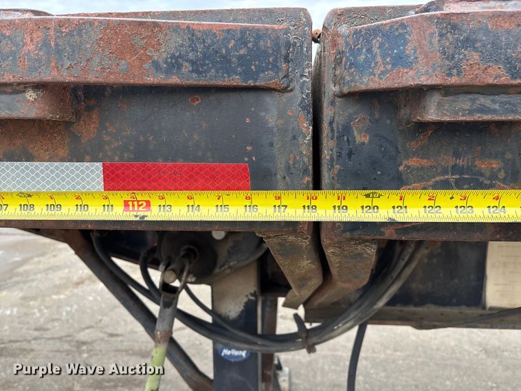 image for item FB3320 1986 Transcraft ETH 45-75 extendable flatbed trailer