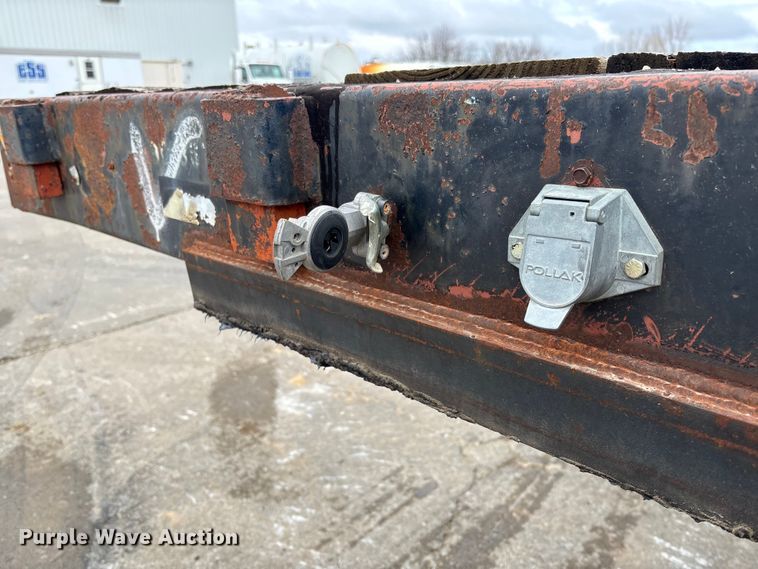 image for item FB3320 1986 Transcraft ETH 45-75 extendable flatbed trailer