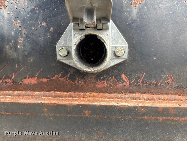 image for item FB3320 1986 Transcraft ETH 45-75 extendable flatbed trailer