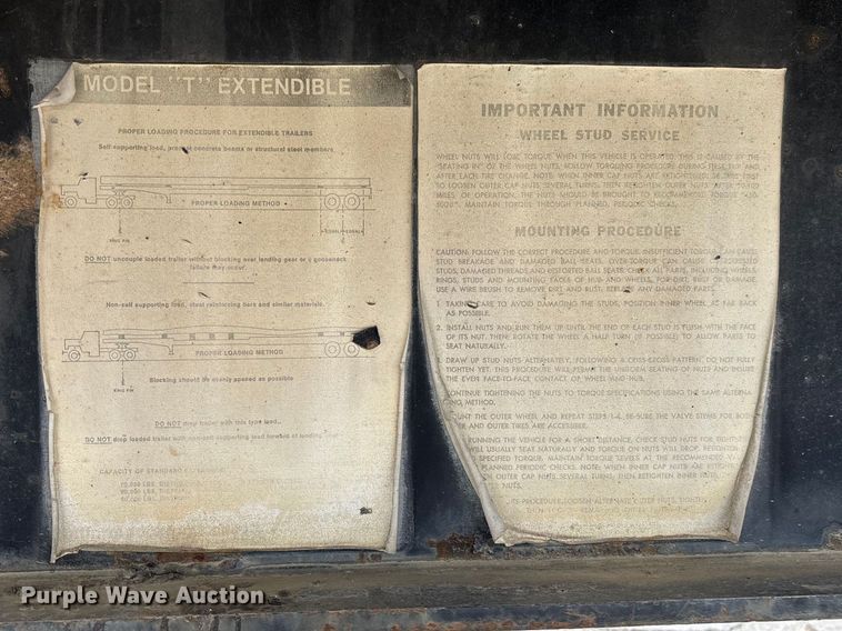 image for item FB3320 1986 Transcraft ETH 45-75 extendable flatbed trailer