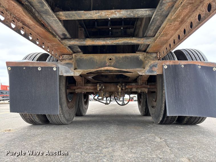 image for item FB3320 1986 Transcraft ETH 45-75 extendable flatbed trailer