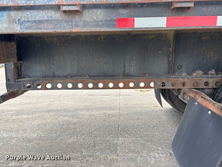 image for item FB3320 1986 Transcraft ETH 45-75 extendable flatbed trailer