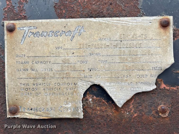 image for item FB3320 1986 Transcraft ETH 45-75 extendable flatbed trailer