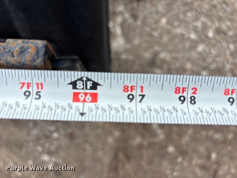 image for item FB3600 2013 Peterbilt 386 semi truck