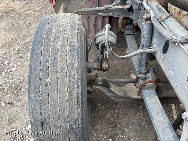 image for item FB3600 2013 Peterbilt 386 semi truck