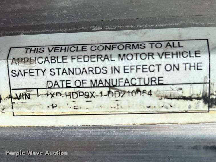 image for item FB3600 2013 Peterbilt 386 semi truck