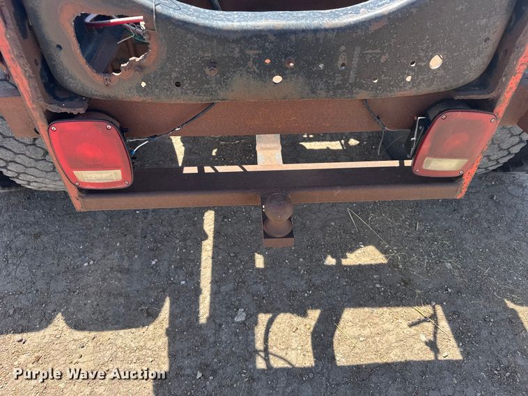 image for item FB7132 1989 Ford LN9000 semi truck