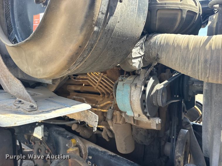 image for item FB7132 1989 Ford LN9000 semi truck