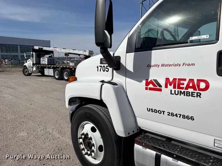 image for item FB7145 2006 GMC C7500 flatbed truck