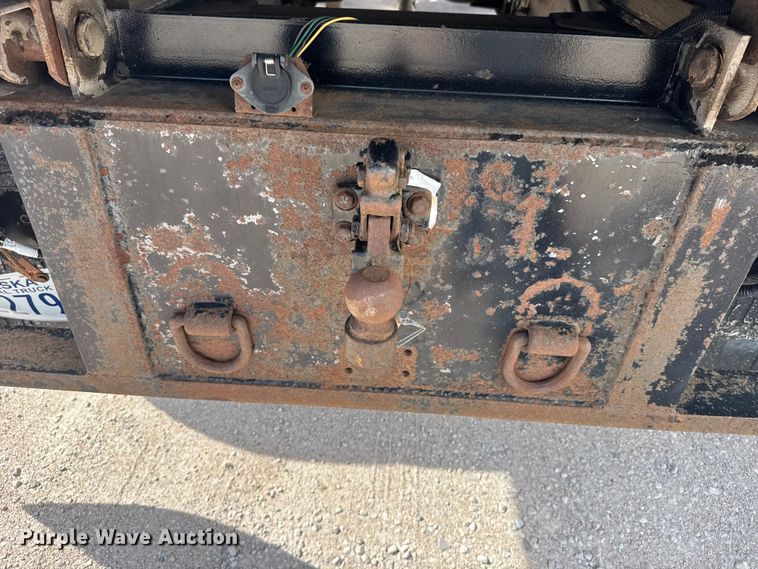 image for item FB7145 2006 GMC C7500 flatbed truck