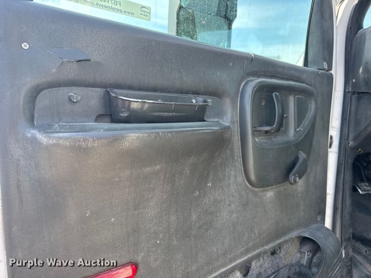 image for item FB7145 2006 GMC C7500 flatbed truck